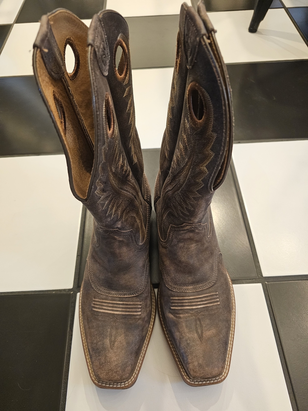 Ariat Men's Brown Western Pull-On Cowboy Boots - Picture 2 of 8